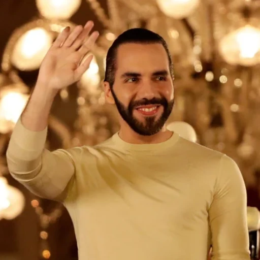 El mensaje de Bukele a Shakira luego de que se vendieran todos los boletos de sus 3 fechas..