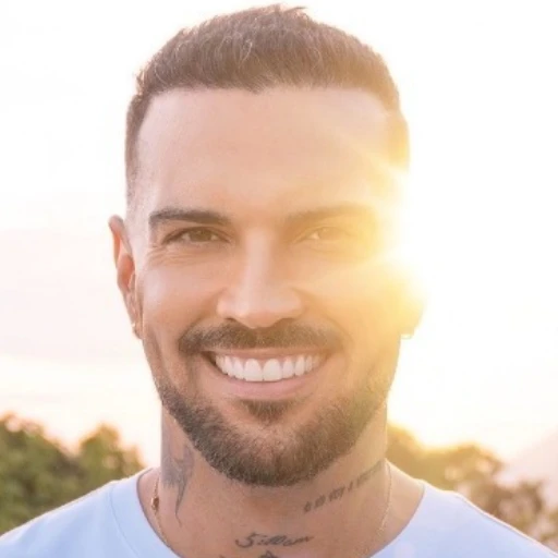 Luis Fernando Borjas celebra al amor con su más reciente álbum