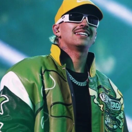 Feid explora la dualidad de su carrera en el EP “FEID VS FERXXO”