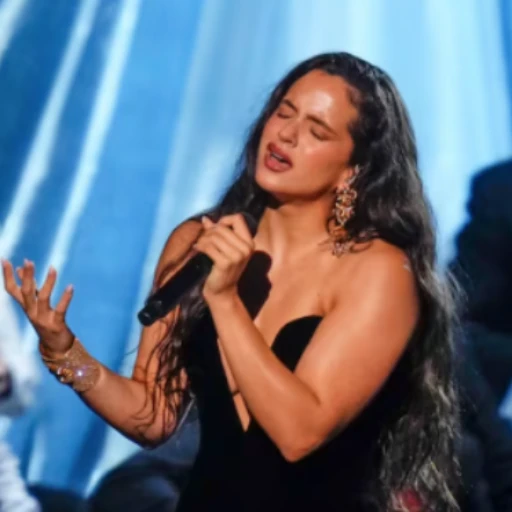 Billboard reunirá a cantantes latinas más destacadas en una gala que coronará a Rosalía