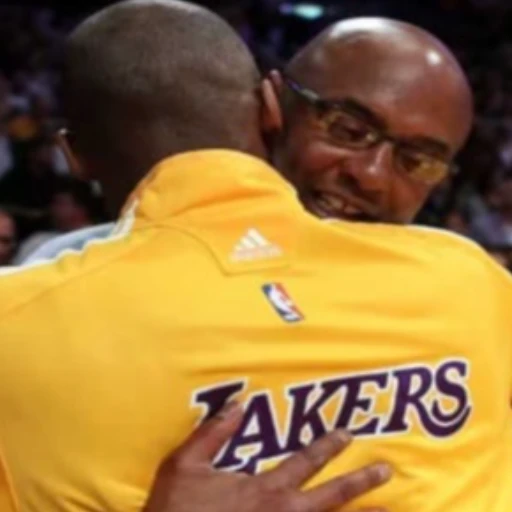 El mundo del deporte se enluta por el fallecimiento del padre de Kobe Bryant