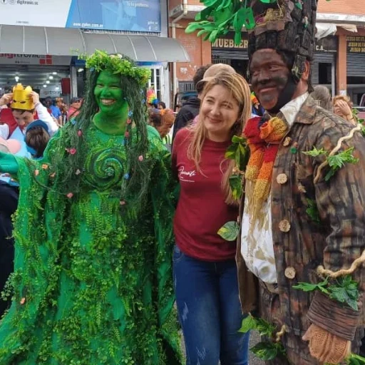 Desfile de cierre Carnavales en San Cristóbal exhibió comparsas y disfraces artesanales