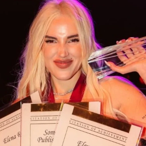 Venezuela brilla en Miami: Elena Rose hace historia en los premios BMI