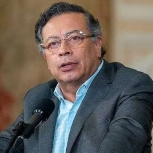 Petro decreta duelo nacional por muerte de exvicepresidente y por periodista asesinado