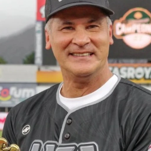 Omar Vizquel encabeza serie histórica de pelota criolla en Margarita