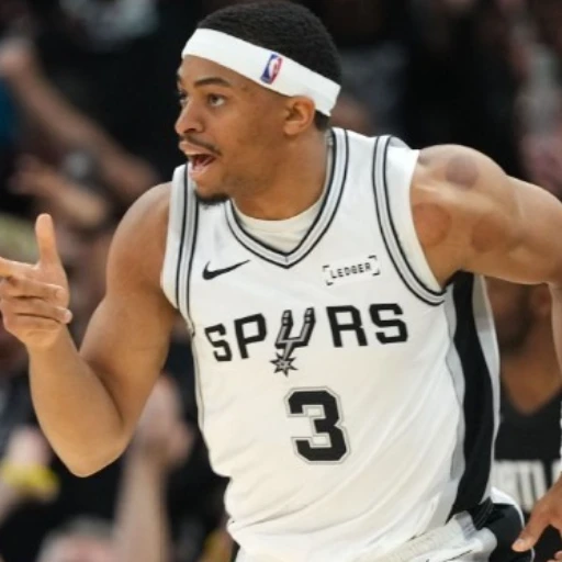 Keldon Johnson gana el premio al mejor sexto hombre de la NBA