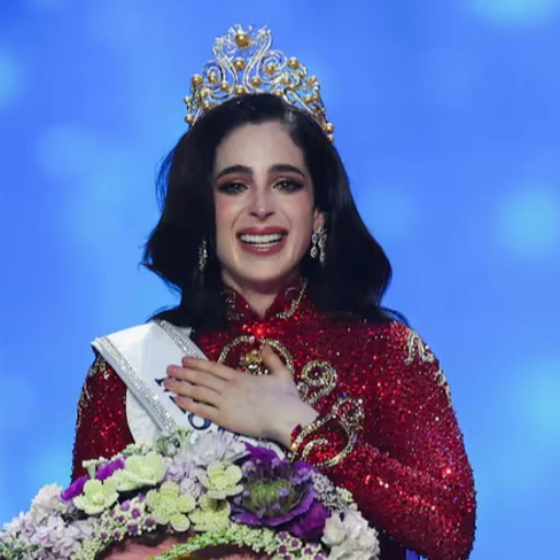 La mexicana Fátima Bosch gana Miss Universo 2025