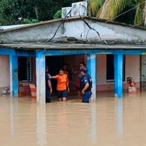 Fuertes lluvias causan anegaciones y afectan decenas de viviendas en Barinas