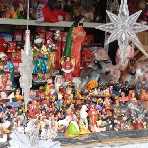 Repuntan las ventas de nacimientos en inicio de temporada navideña en San Antonio
