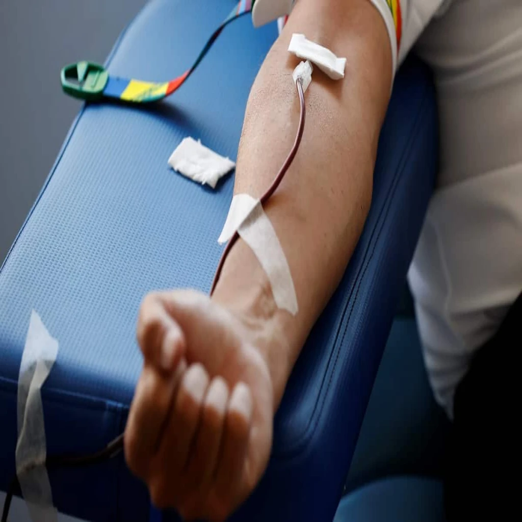 Por primera vez dos seres humanos recibieron sangre cultivada en un laboratorio
