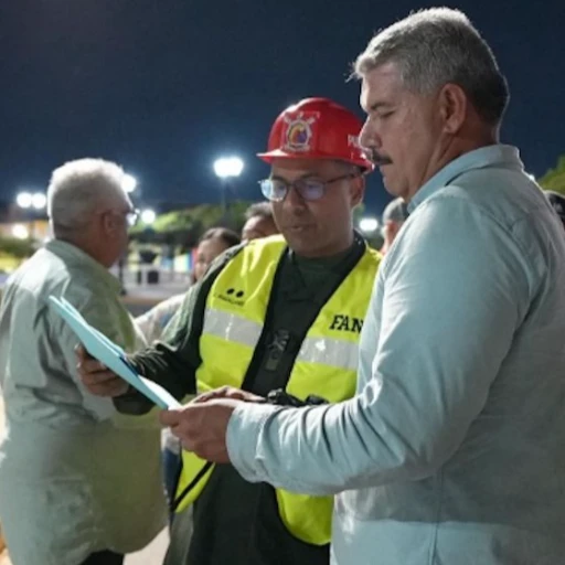 Autoridades del estado Zulia evalúan daños tras sismo.