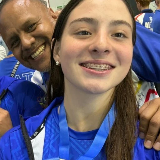 Venezolano Cristopher Chacón impone récord mundial y gana oro en Mundial de Apnea