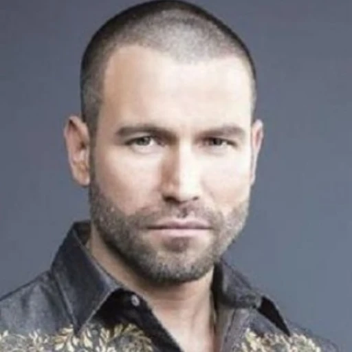 Mexicano Rafael Amaya vuelve a “El señor de los cielos” como un homenaje a los fans
