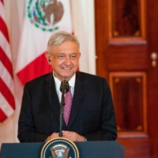 López Obrador dice que Trump solo intenta "ganar votos" con amenaza de sellar frontera con México