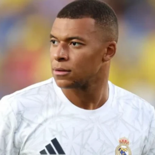 Mbappé se pierde el derbi por una lesión en el bíceps femoral