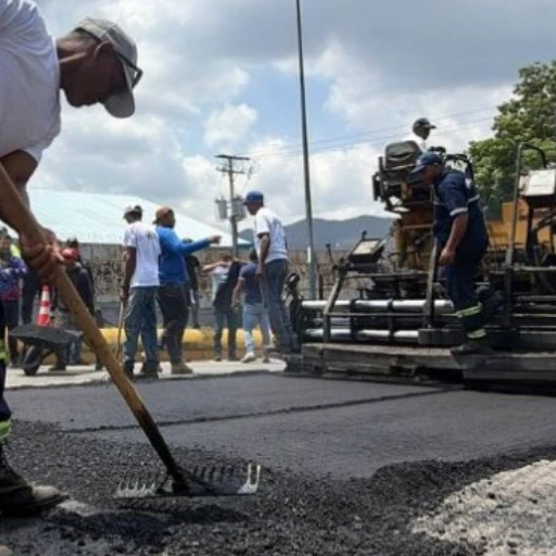 Ministerio de Transporte inicia trabajos de rehabilitación en la carretera La Yaguara–El Junquito