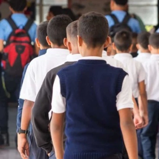 Ministerio de Educación anunció inicio de clases en todo el país el 12 de enero