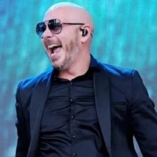 Pitbull lanza su decimocuarto álbum de estudio 'PITCOIN' con colaboraciones de lujo