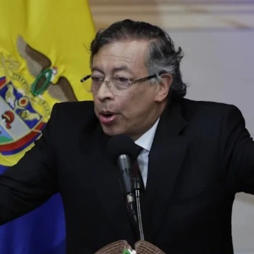 Gustavo Petro llama a una huelga general en su último discurso masivo antes de dejar la Presidencia