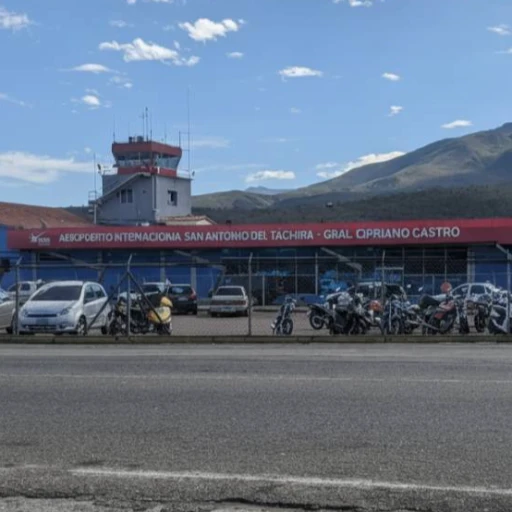 Aeropuerto General Cipriano Castro contará con dos vuelos nocturnos de aerolínea Conviasa