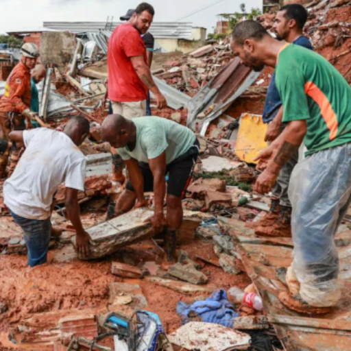 Suben a ocho los fallecidos tras temporales de lluvia en Brasil