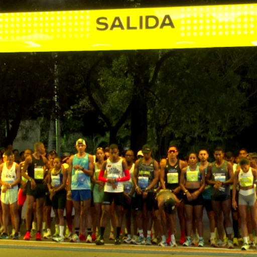 Maratón CAF 2026 rompe récords de asistencia y tiempos históricos