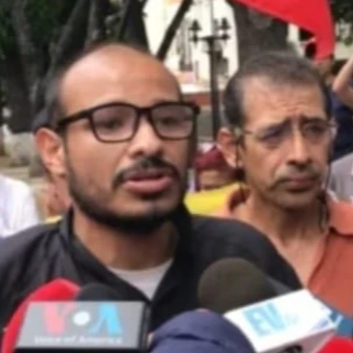 Venezuela: detienen a periodista y líder comunitario acusado de intentar asesinar a Maduro